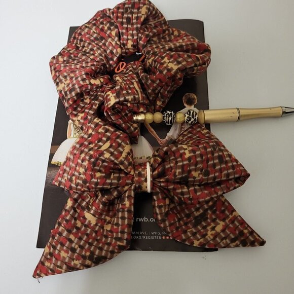 Colorful patterned scrunchie with matching pigtail bow,scrunchies and hairclips - Picture 3 of 8